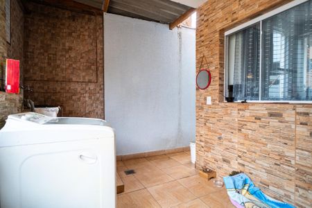 Casa para alugar com 80m², 2 quartos e 1 vagaÁrea de Serviço