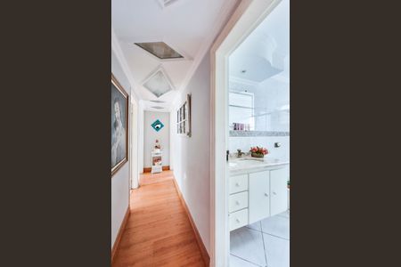 Apartamento para alugar com 120m², 3 quartos e 1 vagaCorredor