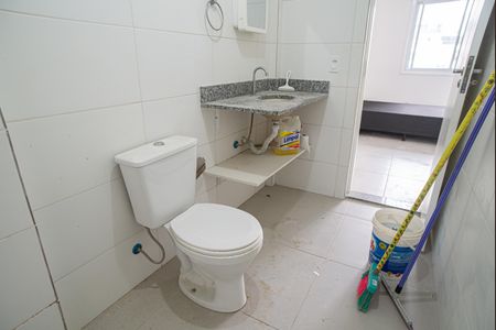 Apartamento à venda com 86m², 2 quartos e sem vagaBanheiro da Suíte