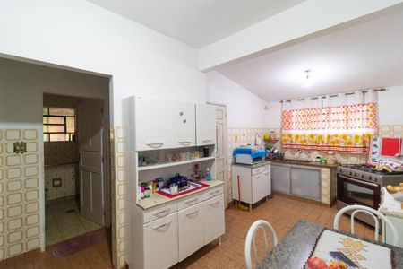 Casa à venda com 113m², 3 quartos e 2 vagasCozinha