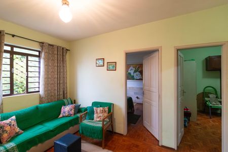 Casa à venda com 113m², 3 quartos e 2 vagasSala