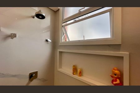 Apartamento à venda com 125m², 3 quartos e 1 vaga Apartamento à venda com 125m², 3 quartos e 1 vagaBanheiro da Suíte 2