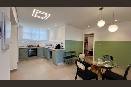 Apartamento à venda com 125m², 3 quartos e 1 vaga Apartamento à venda com 125m², 3 quartos e 1 vagaCopa