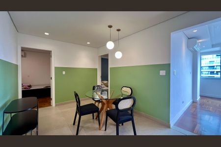 Apartamento à venda com 125m², 3 quartos e 1 vaga Apartamento à venda com 125m², 3 quartos e 1 vagaCopa