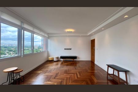 Apartamento à venda com 125m², 3 quartos e 1 vaga Apartamento à venda com 125m², 3 quartos e 1 vagaSala