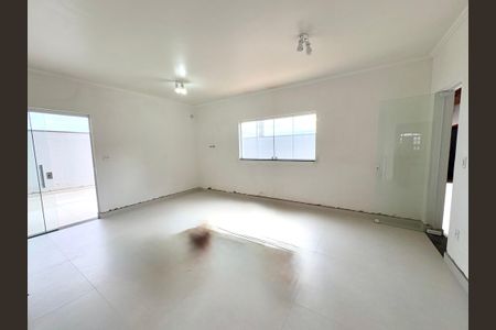 Casa à venda com 400m², 5 quartos e 6 vagas Casa à venda com 400m², 5 quartos e 6 vagasSala de Jantar