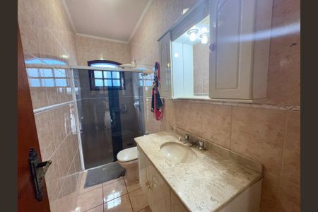 Casa à venda com 400m², 5 quartos e 6 vagas Casa à venda com 400m², 5 quartos e 6 vagasBanheiro Social