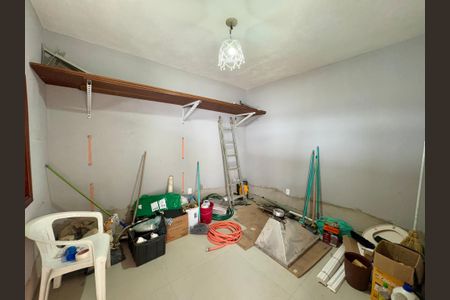 Casa à venda com 400m², 5 quartos e 6 vagas Casa à venda com 400m², 5 quartos e 6 vagasQuarto 2