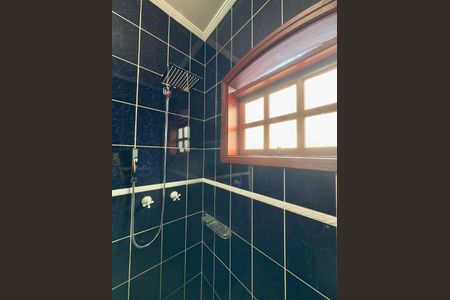 Casa à venda com 400m², 5 quartos e 6 vagas Casa à venda com 400m², 5 quartos e 6 vagasBanheiro do Quarto 3