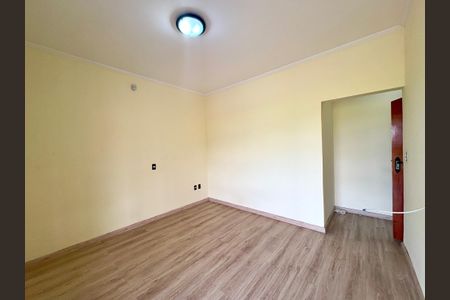 Casa à venda com 400m², 5 quartos e 6 vagas Casa à venda com 400m², 5 quartos e 6 vagasQuarto 4