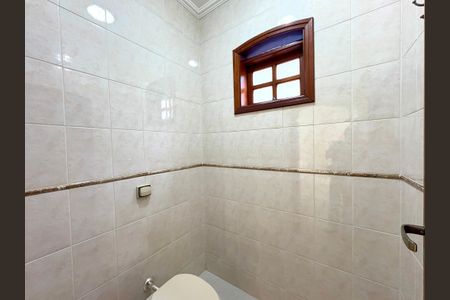 Casa à venda com 400m², 5 quartos e 6 vagas Casa à venda com 400m², 5 quartos e 6 vagasLavabo