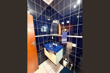 Casa à venda com 400m², 5 quartos e 6 vagas Casa à venda com 400m², 5 quartos e 6 vagasBanheiro do Quarto 3