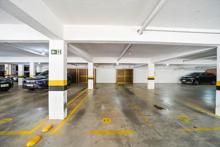 Apartamento à venda com 92m², 3 quartos e 3 vagas Apartamento à venda com 92m², 3 quartos e 3 vagasGaragem