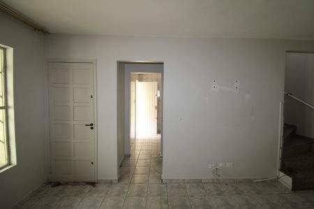 Casa à venda com 150m², 3 quartos e 3 vagasSala