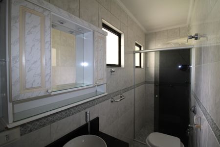 Casa à venda com 150m², 3 quartos e 3 vagasBanheiro 1