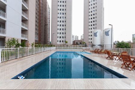 Apartamento para alugar com 38m², 2 quartos e sem vagaÁrea Comum - Piscina