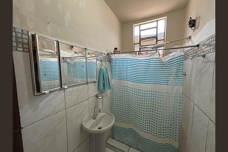 Casa para alugar com 75m², 3 quartos e sem vagaBanheiro 1