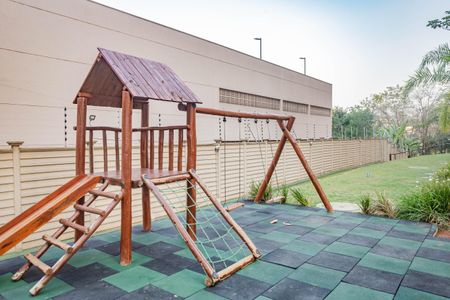 Apartamento à venda com 41m², 2 quartos e sem vagaÁrea comum - Playground