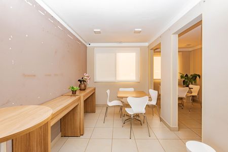 Apartamento à venda com 41m², 2 quartos e sem vagaÁrea comum - Salão de festas