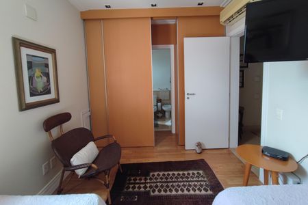 Apartamento à venda com 370m², 4 quartos e 4 vagasQuarto Suíte