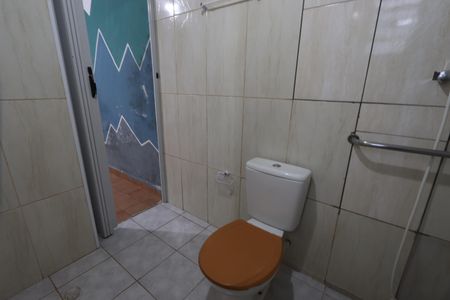 Casa à venda com 142m², 1 quarto e 3 vagasBanheiro