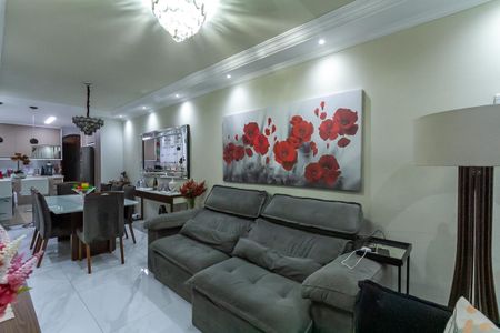 Casa à venda com 124m², 3 quartos e 1 vaga Casa à venda com 124m², 3 quartos e 1 vagaSala