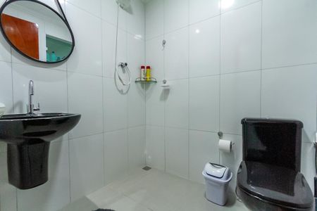 Casa à venda com 124m², 3 quartos e 1 vaga Casa à venda com 124m², 3 quartos e 1 vagaBanheiro de Serviço