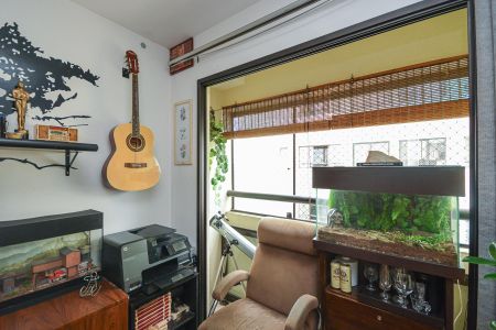 Apartamento à venda com 65m², 3 quartos e 1 vagaSacada