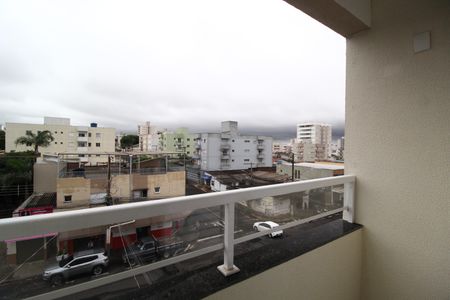 Apartamento para alugar com 60m², 2 quartos e 1 vagaSacada