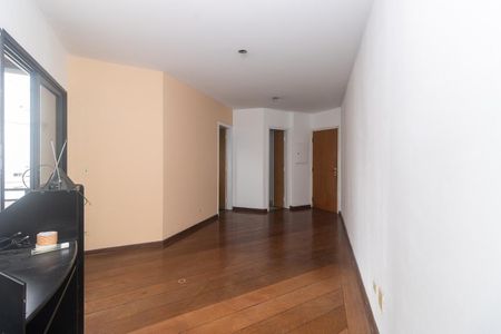 Apartamento à venda com 72m², 2 quartos e 1 vagaSala