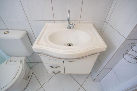 Apartamento para alugar com 65m², 2 quartos e 1 vaga Apartamento para alugar com 65m², 2 quartos e 1 vagaBanheiro
