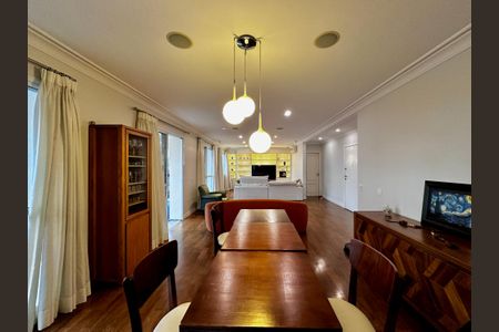 Apartamento à venda com 250m², 3 quartos e 5 vagasSala