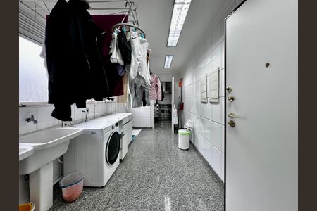 Apartamento à venda com 250m², 3 quartos e 5 vagasÁrea de Serviço