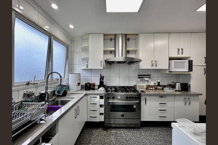 Apartamento à venda com 250m², 3 quartos e 5 vagasCozinha