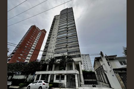 Apartamento à venda com 250m², 3 quartos e 5 vagasFachada