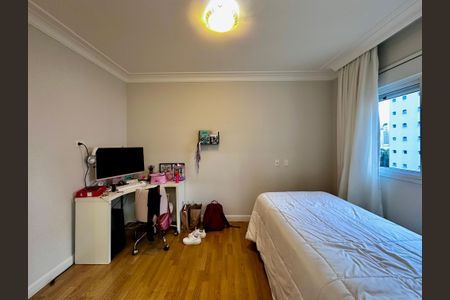 Apartamento à venda com 250m², 3 quartos e 5 vagasSuíte 1