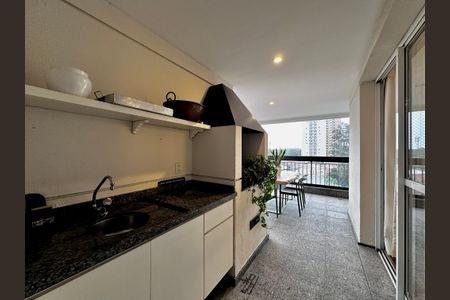 Apartamento à venda com 250m², 3 quartos e 5 vagasVaranda