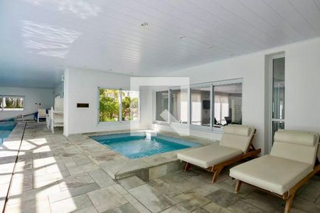 Apartamento à venda com 250m², 3 quartos e 5 vagasPiscina Coberta