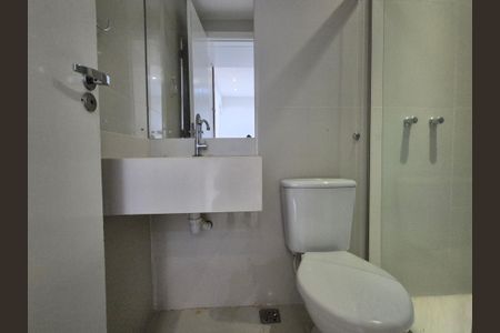Apartamento à venda com 350m², 4 quartos e 4 vagasBanheiro da Suíte 1