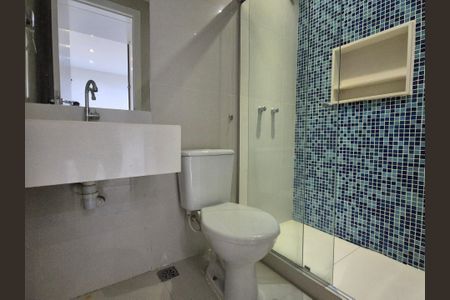 Apartamento à venda com 350m², 4 quartos e 4 vagasBanheiro da Suíte 1