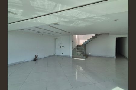 Apartamento à venda com 350m², 4 quartos e 4 vagasSala