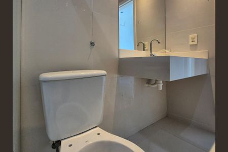 Apartamento à venda com 350m², 4 quartos e 4 vagasBanheiro da Suíte 4