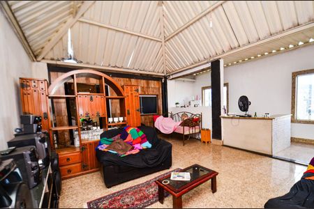 Casa à venda com 300m², 3 quartos e 2 vagasSala 2