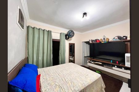 Casa à venda com 270m², 5 quartos e 1 vaga Casa à venda com 270m², 5 quartos e 1 vagaQuarto Suíte