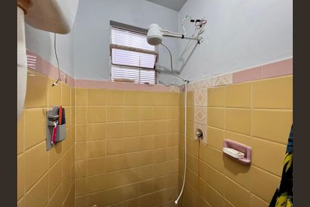 Casa à venda com 270m², 5 quartos e 1 vaga Casa à venda com 270m², 5 quartos e 1 vagaCasa 2 - Banheiro