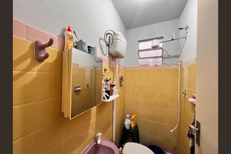 Casa à venda com 270m², 5 quartos e 1 vaga Casa à venda com 270m², 5 quartos e 1 vagaCasa 2 - Banheiro