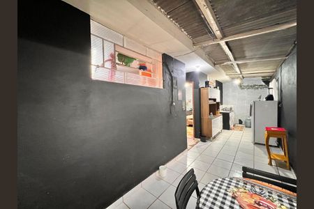 Casa à venda com 270m², 5 quartos e 1 vaga Casa à venda com 270m², 5 quartos e 1 vagaCasa 2 - Cozinha