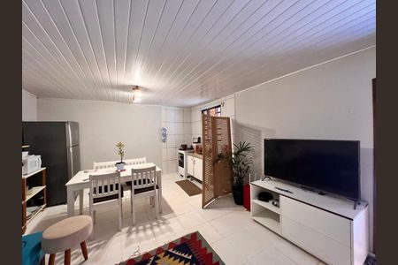 Casa à venda com 270m², 5 quartos e 1 vaga Casa à venda com 270m², 5 quartos e 1 vagaCasa 3 - Sala