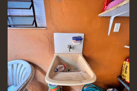 Casa à venda com 270m², 5 quartos e 1 vaga Casa à venda com 270m², 5 quartos e 1 vagaCasa 3 - Área de Serviço