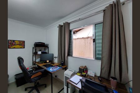 Casa à venda com 150m², 3 quartos e 2 vagasQuarto 1